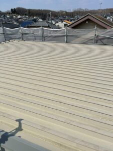 宇都宮市にて折板屋根・外壁塗装 施工前